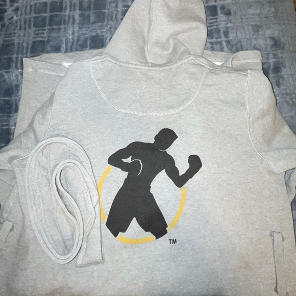 Boxing Robe - Picture 6 of 6